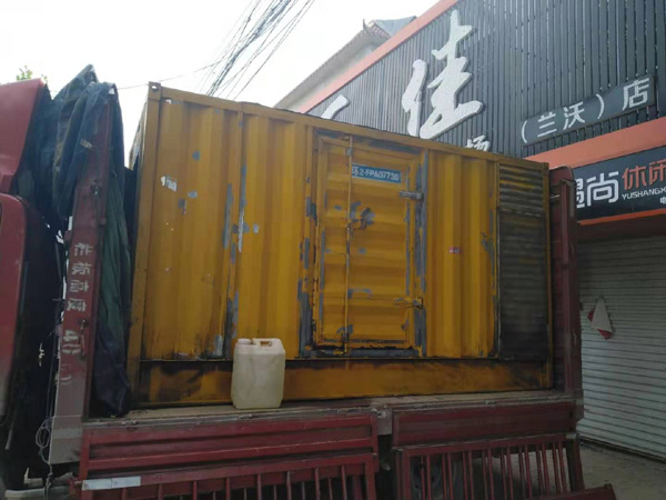 新建发电机组功率与使用时间之间的关系