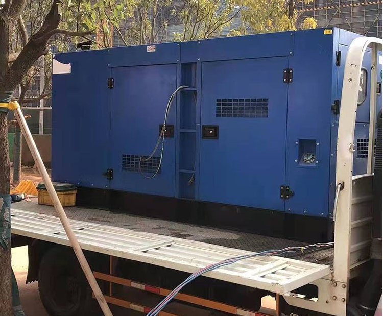 新建柴油发电机组空气滤清器多久更换一次？